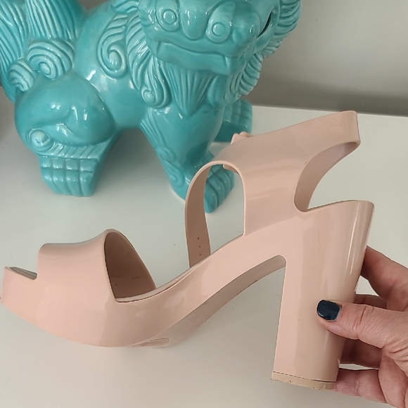 Cream Chunky Heel Minimalist Heels by Melissa - Picture 8 of 9